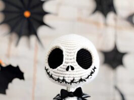 nightmare_before_christmas_jack_skellington_amigurumi_display